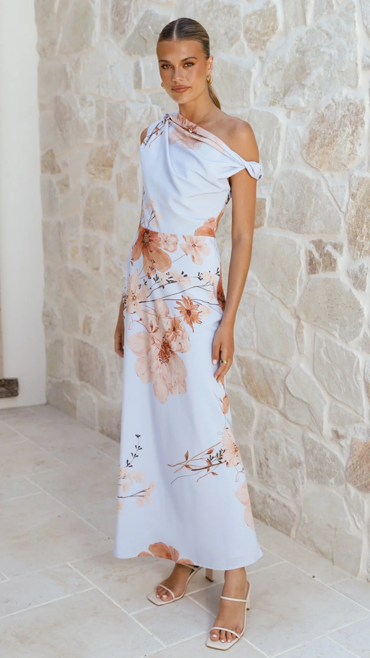 Wanita Off The Shoulder - Blue Floral
