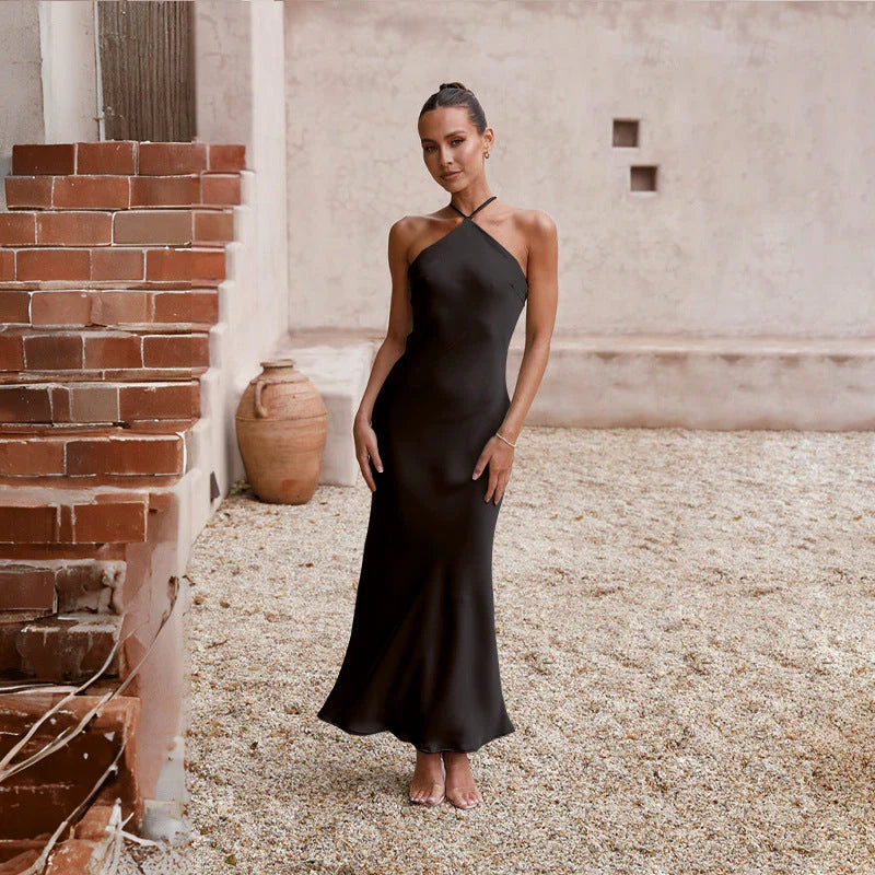 Solid Color Slim Fit Backless Halter Tight Dress